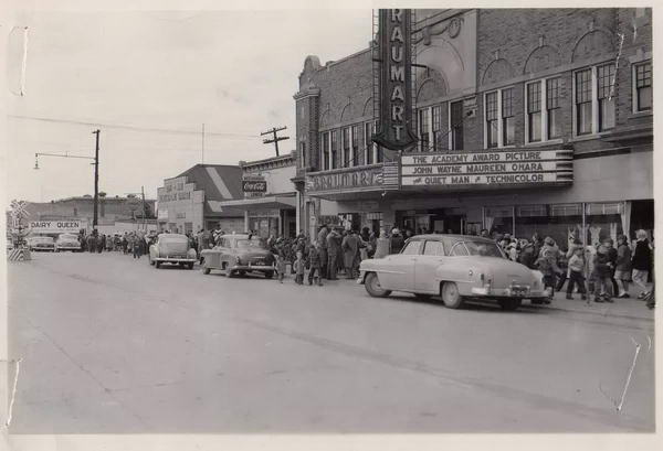 Braumart Theatre - From Thebraumartdotorg (newer photo)